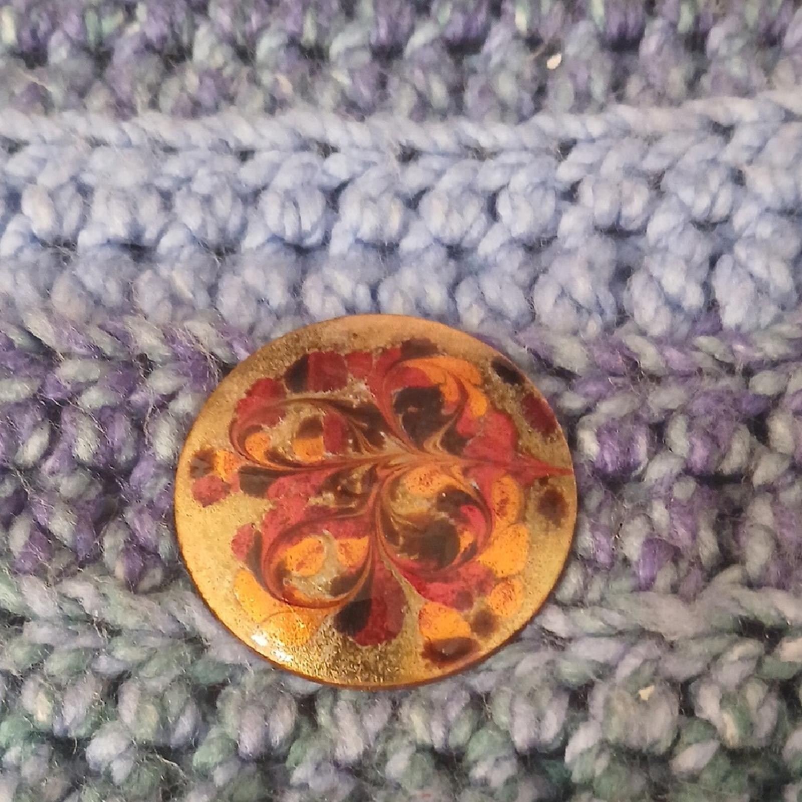 Multicolor Knit Buttoned Accessory - image 1