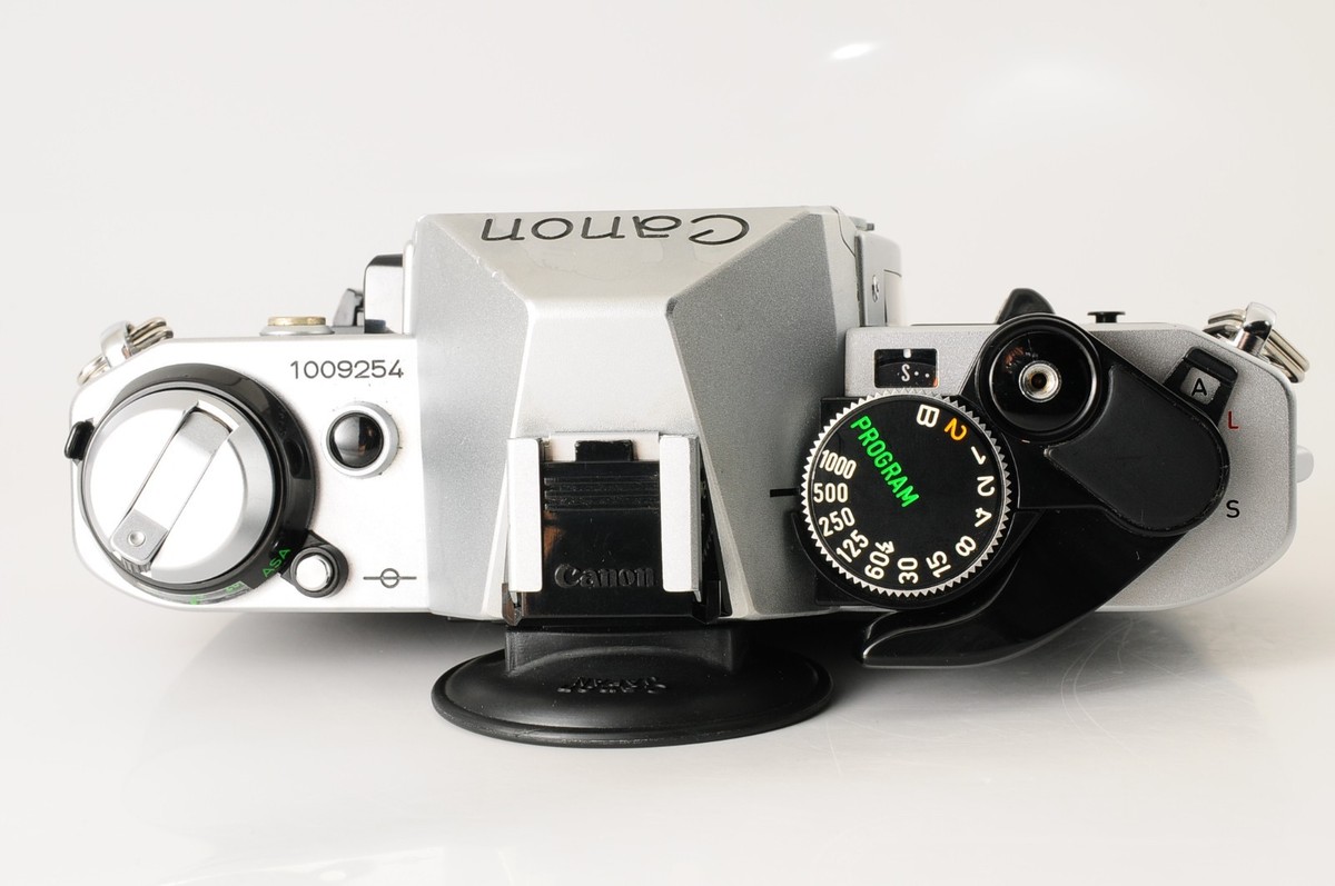 Canon AE-1 プログラム NFD 50mm F1.4 NEAR MINT】Canon AE-1 Program Film Camera + NEW FD NFD 50mm f1.4