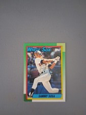 Sammy Sosa Baseball Card-  RC -Topps #692 -1990