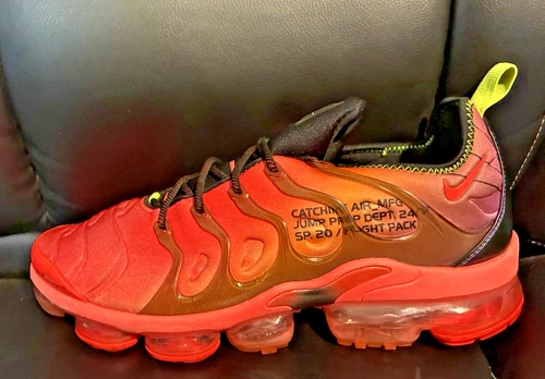 Nike Air VaporMax Plus Flight Pack Black n Pink Shoes Size Men's 11 Women's 10