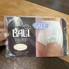 Vintage Bali Something Else Tailored Brief Style 8500 Size Medium Almond