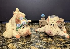 Vintage Pig Figurines 2 Peices Pre-Owned In Great Condition