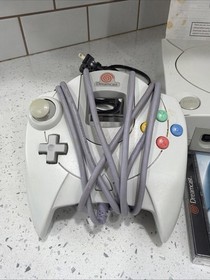 SEGA Dreamcast Console 2 Controllers Memory Card, Manual & Web Browser See Descr