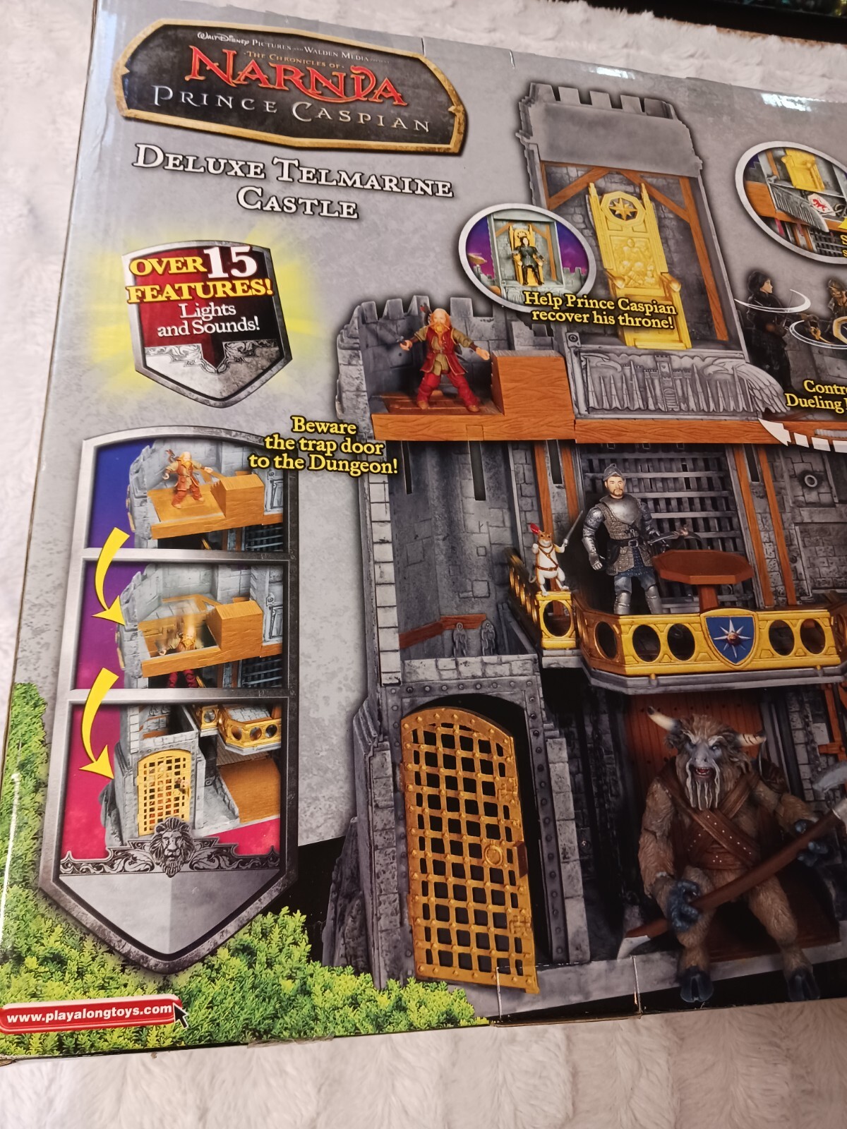 Chronicles of Narnia Prince Caspian Deluxe Telmarine Castle Playset