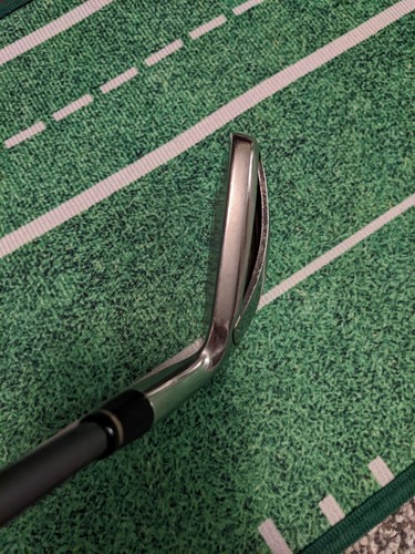 Nike Slingshot 6 Iron RH Regular RM Flex Graphite Design Shaft RH 38" Lamkin - Picture 4 of 9