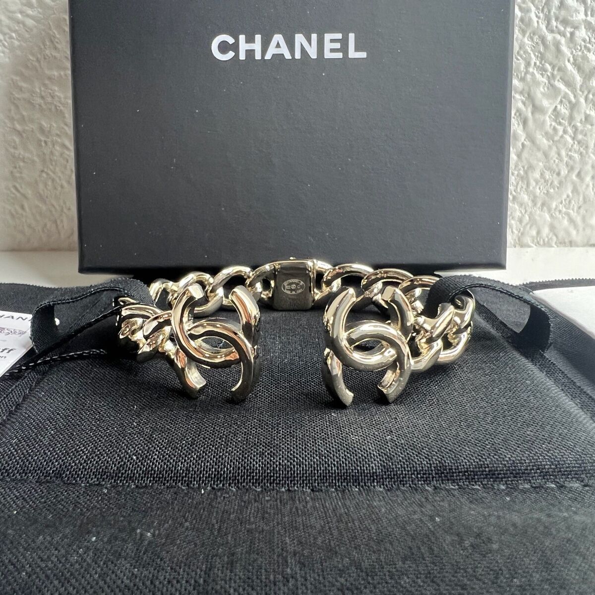 NWT 22C Chanel Classic CC Logo Gold Cuff Bracelet | eBay NWT 22C Chanel Classic CC Logo Gold Cuff Bracelet | eBay