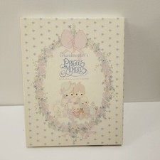 VTG Grandmothers Precious Moments Special Memories for My Grandchild Craft Book