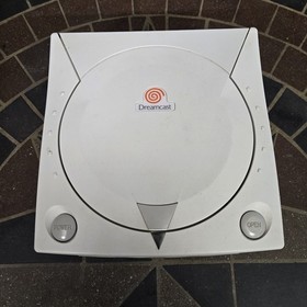 SEGA Dreamcast HKT-3020 White NTSC-U/C Console, Controller & Cords - TESTED