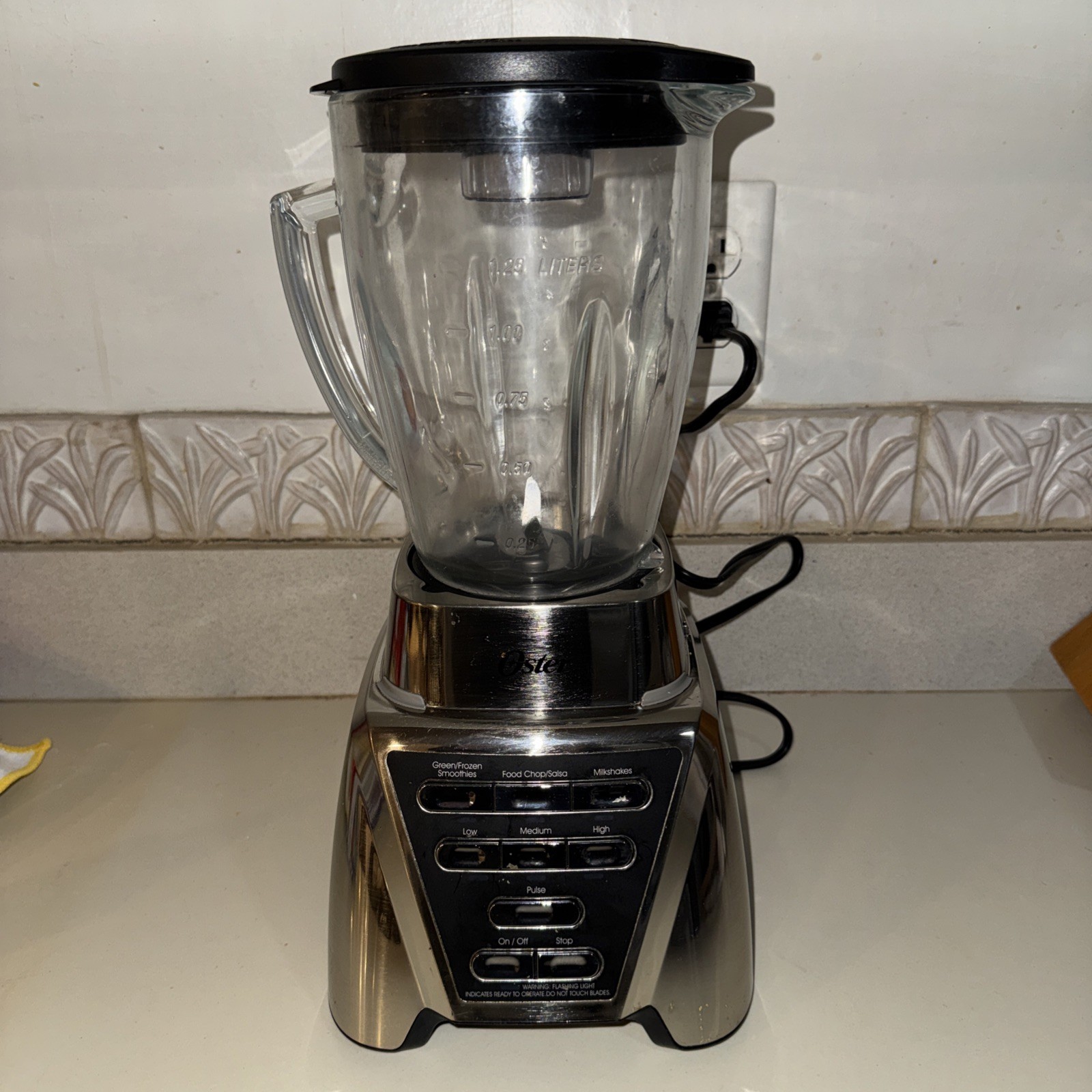 BLENDER,SMOOTHIE  *Oster Pro 1200 7 Speed Food Smoothie Nick