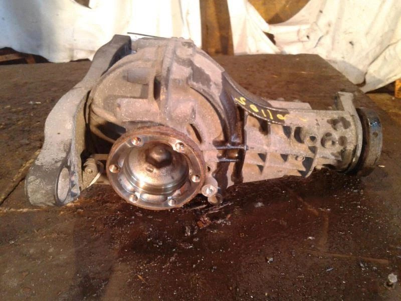 后差速器托架 07 2007 奥迪 A4 2.0L 自动 175K 英里 — 第 2/4 张图片