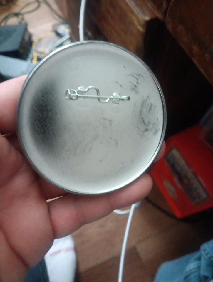 Chipper Jones Atlanta Braves 1999 Walmart All Star Game Balloting Button - Image 2 of 2