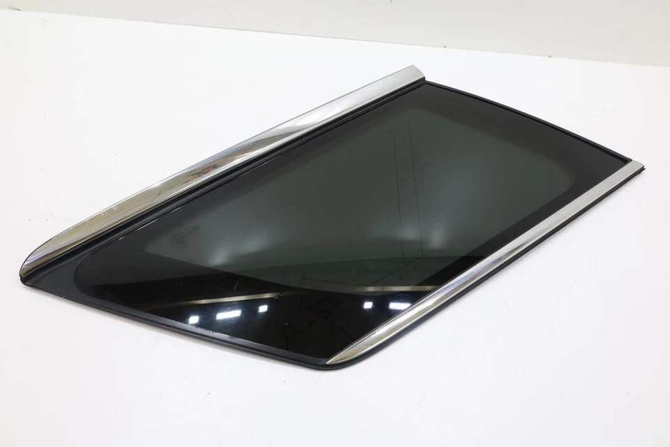 2020 LLINCOLN AVIATOR ЗАДНЯЯ ЛЕВАЯ СТОРОНА ЧЕТВЕРТЬ СТЕКЛА OEM LC5BS29701A - Изображение 2 из 4