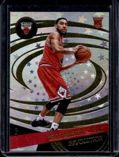 2016-17 Panini Revolution Denzel Valentine RC Astro Rookie #146 Bulls