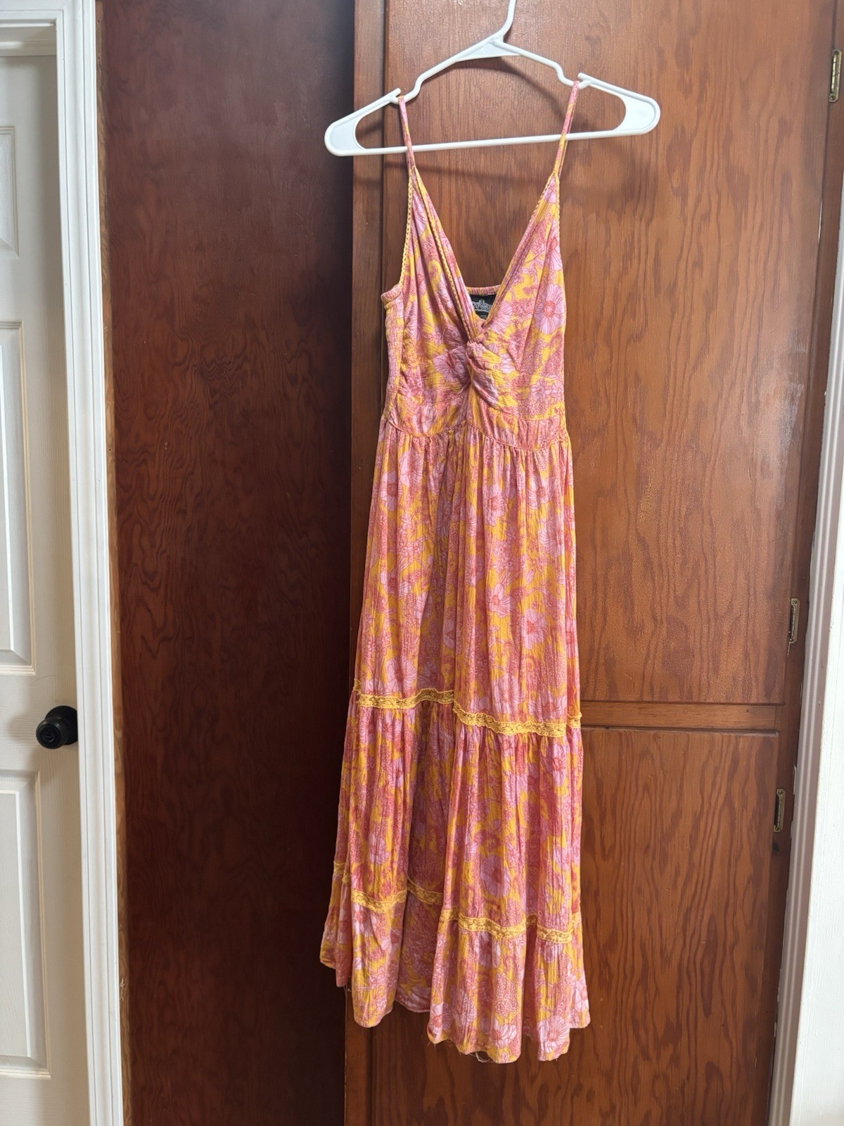 Angie Brand Size Medium Women’s Maxi Dress Spaghetti Strips Floral
