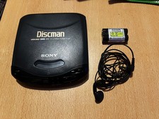 Sony Discman CD-Player D-143 with Rechargeable Battery and Earphones