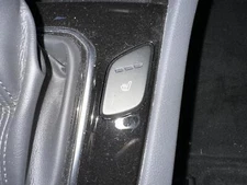 Used Front Right Seat Front fits: 2019 Hyundai Ioniq VIN C 8th digit HEV cloth m