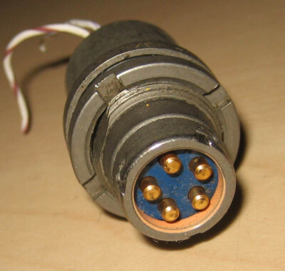 U-183/U Einbaubuchse 5 pin Panel mount passt zu U-229/U Stecker H-250U