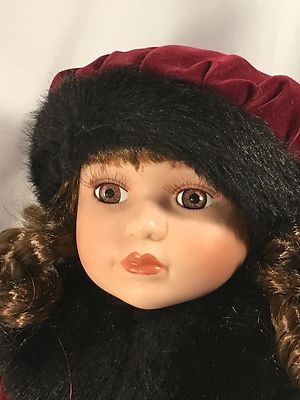 Alexandra Limited Edition Porcelain Doll 2000 16