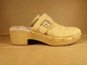 dr scholl's throwback clog