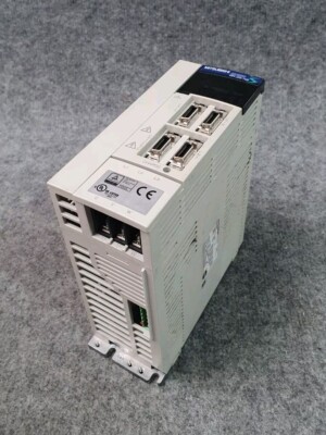 MITSUBISHI ELECTRIC  MELSERVO  MR-J2S-70B   AC SERVO