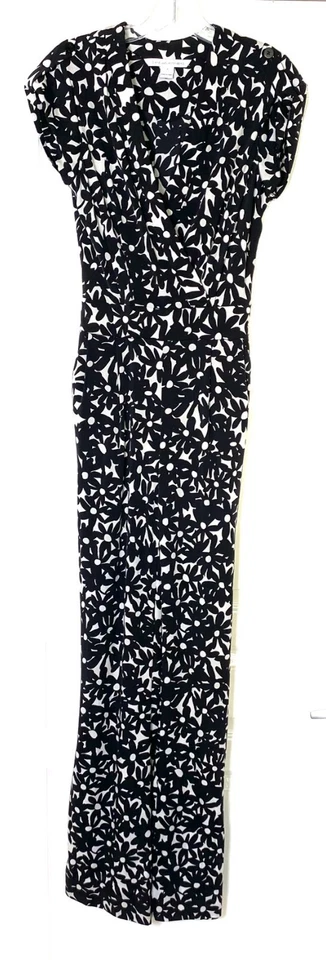 Macacão DIANE von FURSTENBERG DVF preto branco estampa floral purdy 0 = XS - Imagem 2 de 4