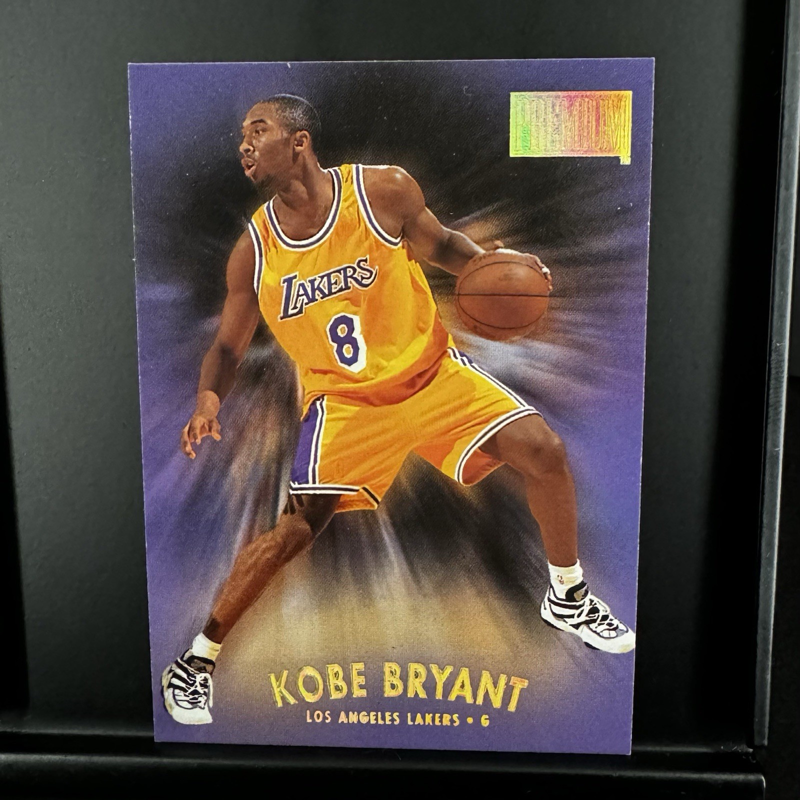 Kobe Bryant 1997 Skybox Premium #23 Base Price Guide - Sports Card