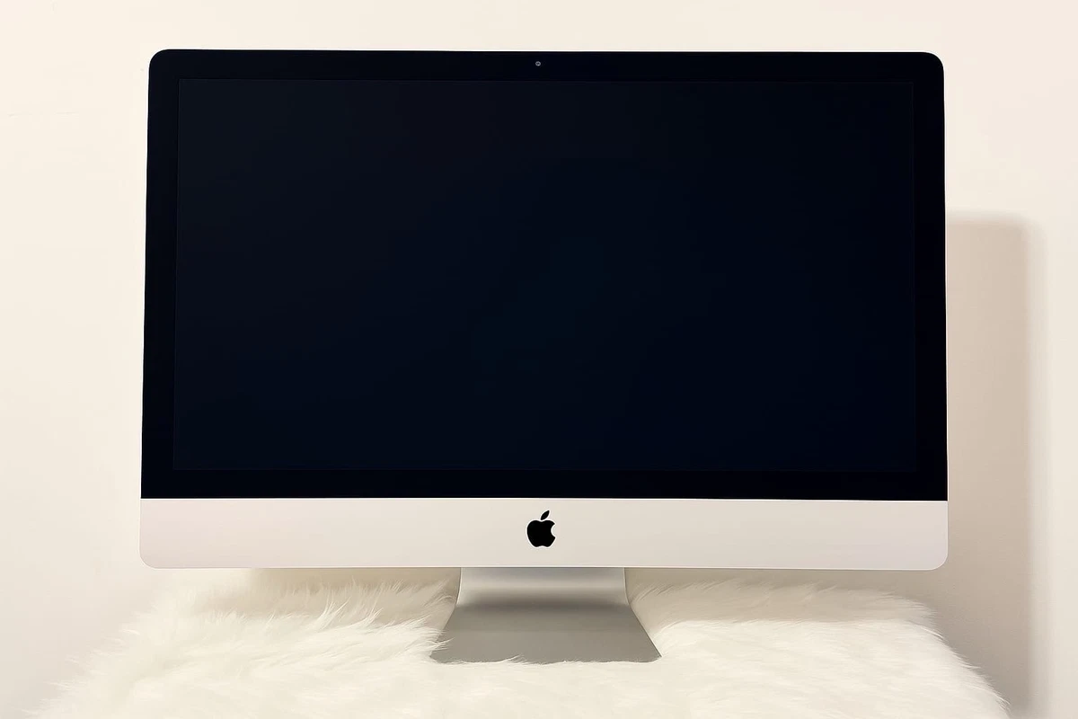 Apple iMac 2017 Release Year Apple Desktops 24-29.9 in Screen-In