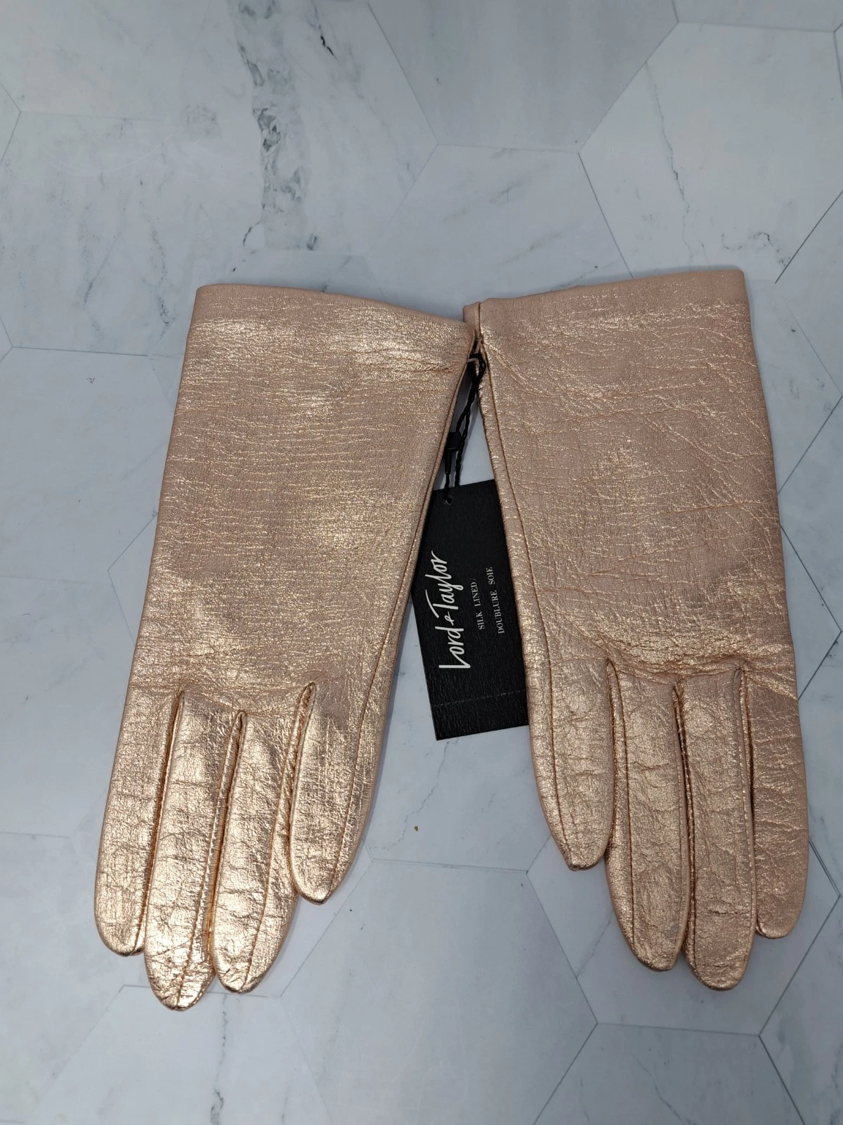 NWT Lord & Taylor Rose Gold Silk Lined Ladies Leather Gloves 6 1/2