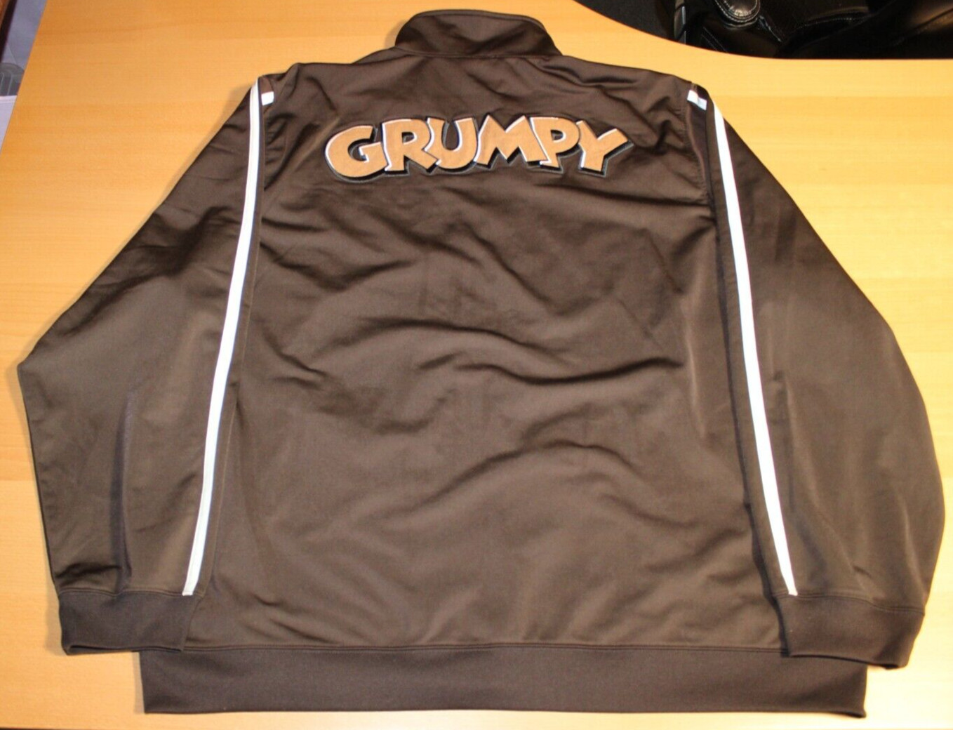 Disney Store White Snow Dwarf Grumpy Patch Zip up… - image 6