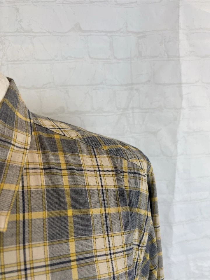 Camisa de vestir Patagonia para hombre gris y amarillo a cuadros mezcla de algodón L $158 Foto 2 de 4