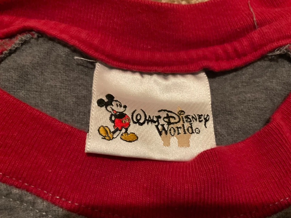 CAMISETA BORDADA VINTAGE WALT DISNEY WORLD (HOMBRE XL) GRIS ROJO USADA Foto 4 de 4