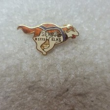 Vintage Elks Lodge #1773 Seward Alaska Husky Enamel Lapel Pin AK Vest Hat Dog
