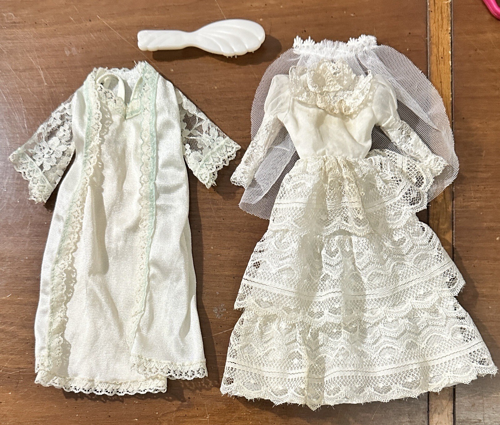 Vtg BARBIE Wedding Gown Veil Wedding Nightgown Set Brush Lot Of (5)