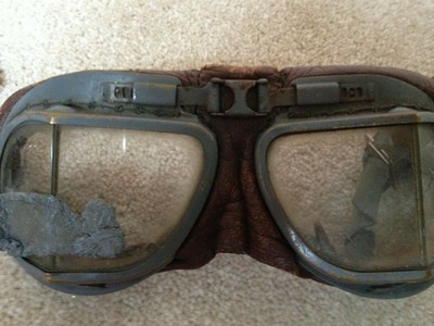 how to wear motorcycle goggles