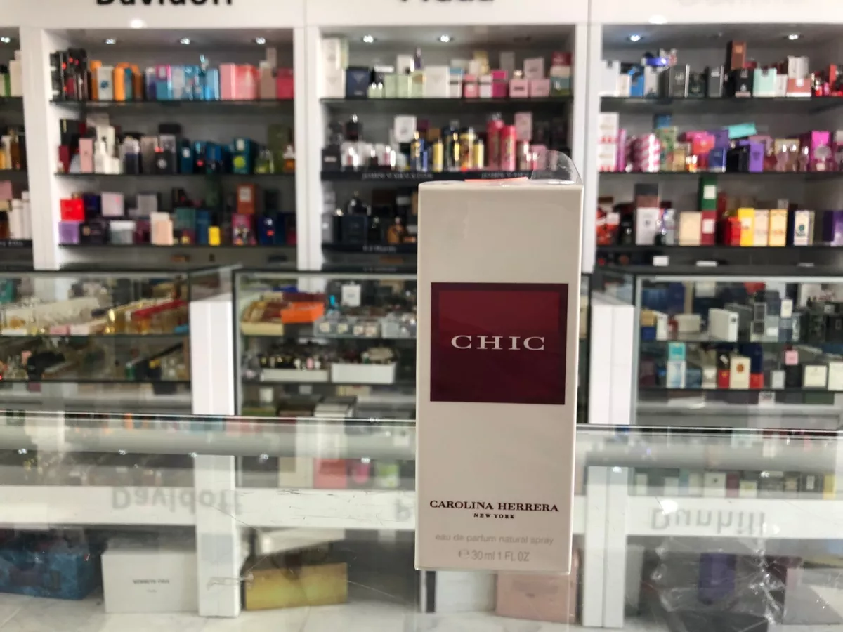 Carolina herrera online superdrug