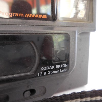 Appareil Photo Compact KODAK 35 AF2 – Fabriqué En France – Design XXe – Argenté – Occasion