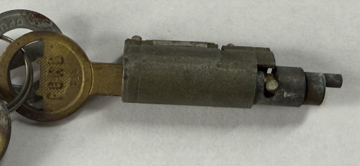 NOS 1941 1942 1946 47 48 Ford Mercury Trunk Lock Cylinder with 2