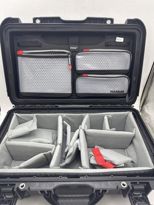 060BK - NANUK 935S