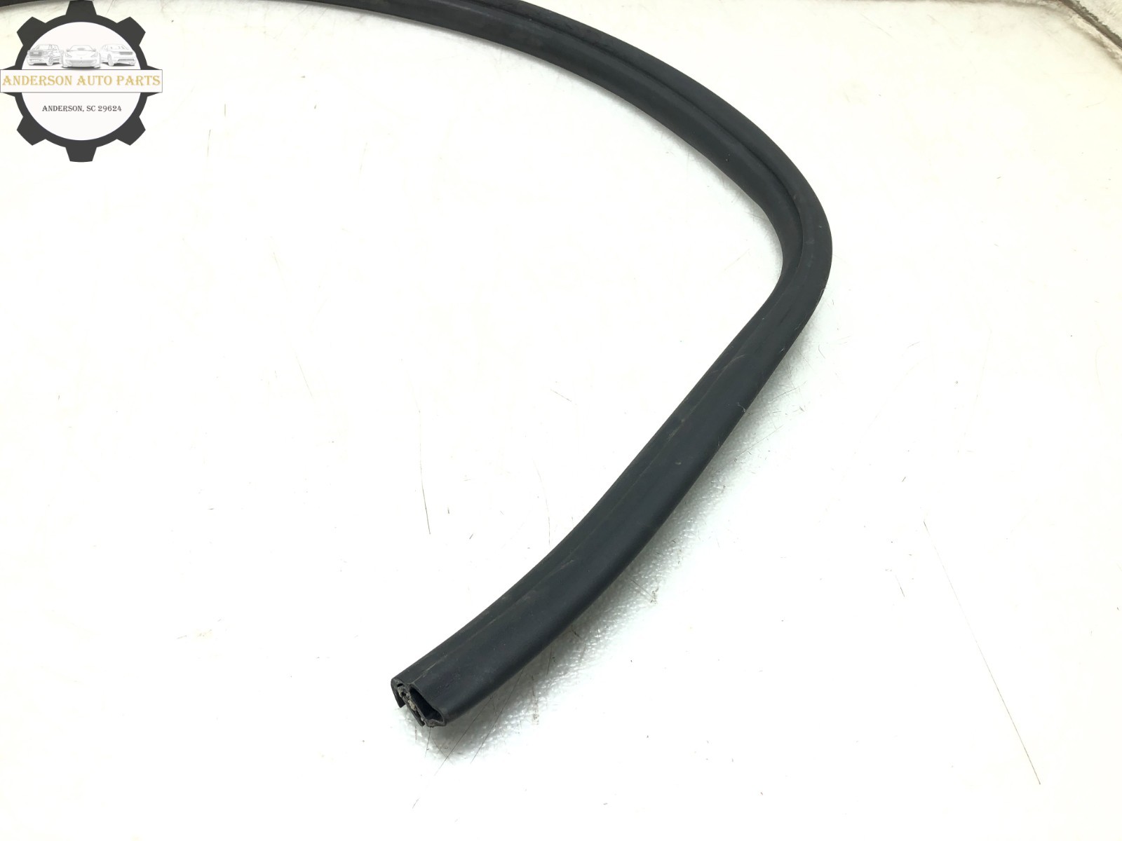 2008-2019 MASERATI GRANTURISMO M145 LEFT DRIVER SIDE DOOR WEATHERSTRIP SEAL SET