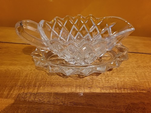 Vintage 1930s pressed glass retro art deco diamond design sauce/gravy boat - Picture 10 of 10
