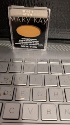 MARY KAY ENDLESS PERFORMANCE BEIGE 6 Cream to Powder NIB - (06/26)