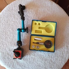 Shars .0005" Indicator With Case & Magnetic Base