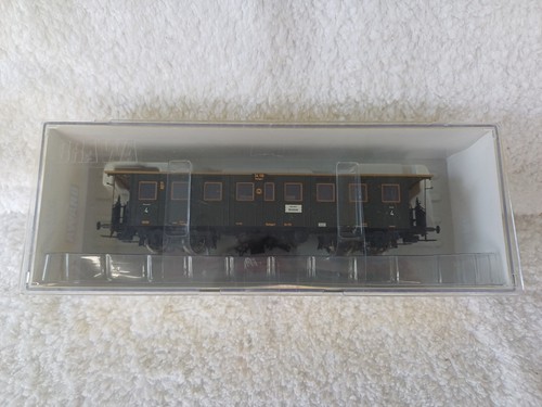 Brawa Spur H0 45702 4. Klasse Reisezugwagen 34119 Epoche II Stuttgart  | Zustand: Used