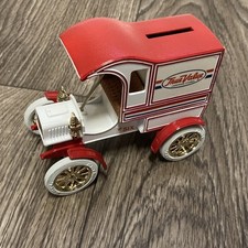 ERTL 1905 FORD DELIVERY TRUCK TRUE VALUE HARDWARE COIN BANK DIE CAST METAL RED
