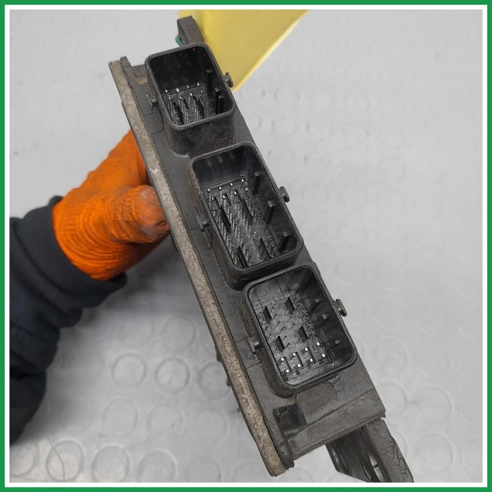 Centralina Motore Iniezione ECU Delphi Renault Clio III 8200911560 2007 2014   - Immagine 4 di 4