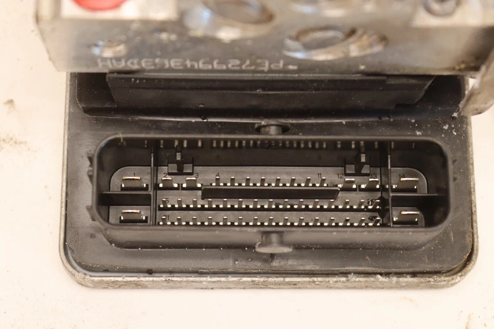 BMW M550I XDRIVE G30 2018-2019 bomba de freno ABS antibloqueo crucero adaptativo OEM Foto 4 de 4