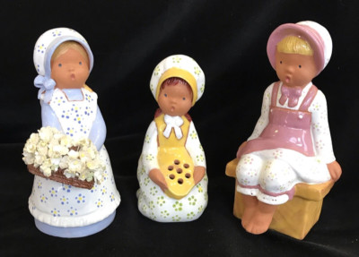 VTG 3 JULLAR Singer Girls LEVANTE Figurines Terra Cotta Spain Cottage Core Sweet