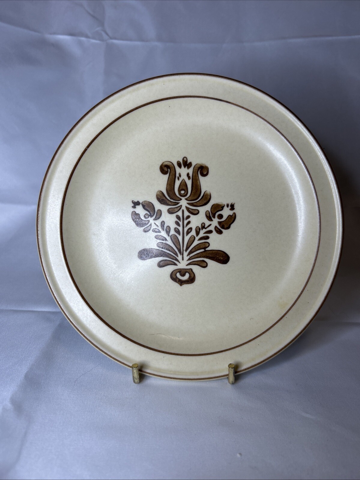 Vintage Pfaltzgraff Village Stoneware Salad Bread Plates Set of 4