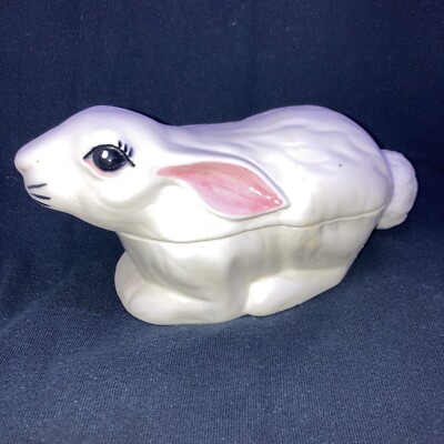  Vintage Bunny / Rabbit Hobbyist Piece Trinket Box made in 1971 8  Long