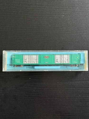 N Vintage Atlas Box Car 85ft New York Central System NYC 67628 - ME1148